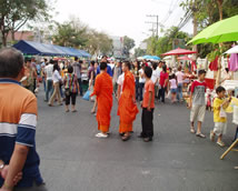 Sunday walking street market